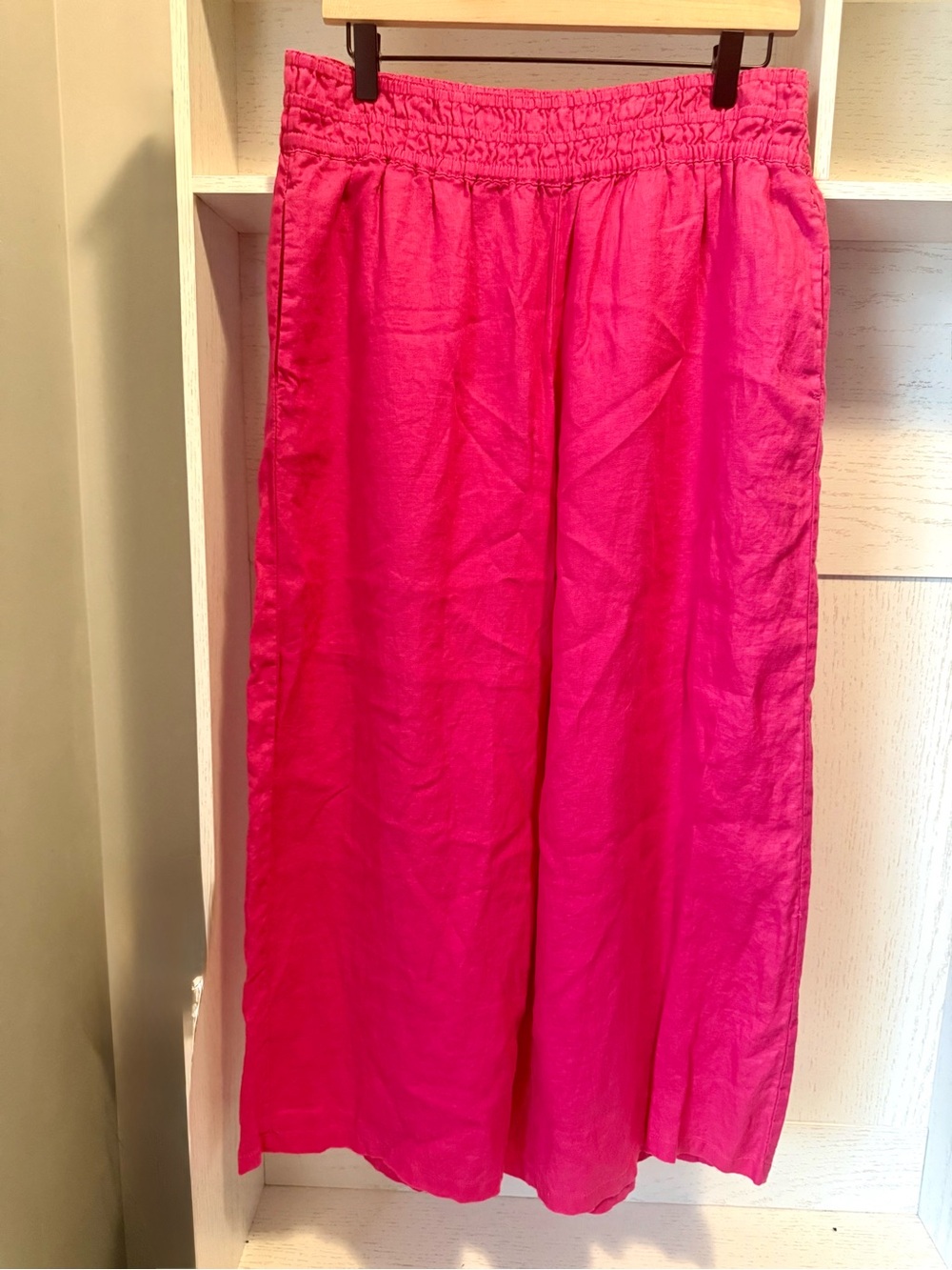 Anthropologie pink cropped linen pants size medium